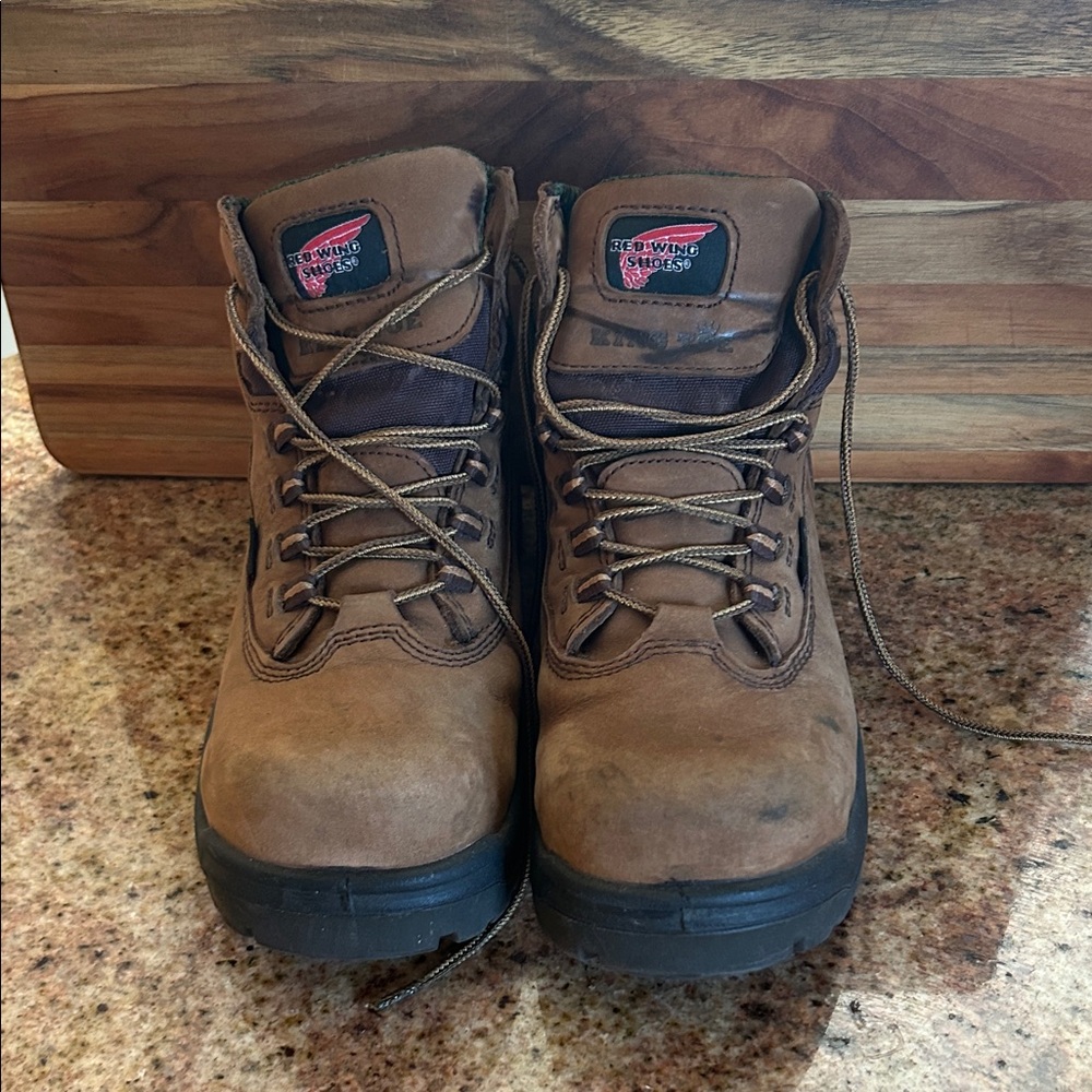 Red Wing King steel Toe 2340 women's brown leather work boots size 8.5